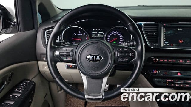 Kia All New Carnival Noblesse, 2016 15