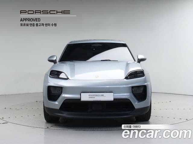 Porsche Macan EV 4S, 2025 3
