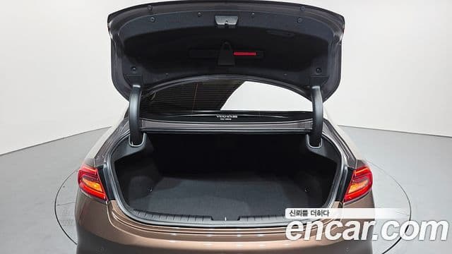 Hyundai Grandeur IG Premium, 2018 20