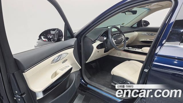 Genesis GV70, 2023 11
