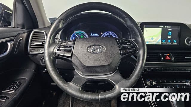 Hyundai Grandeur IG гибрид Exclusive, 2018 13