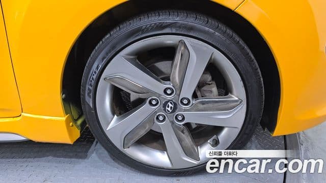 Hyundai Veloster турбо D Spec, 2014 все фото