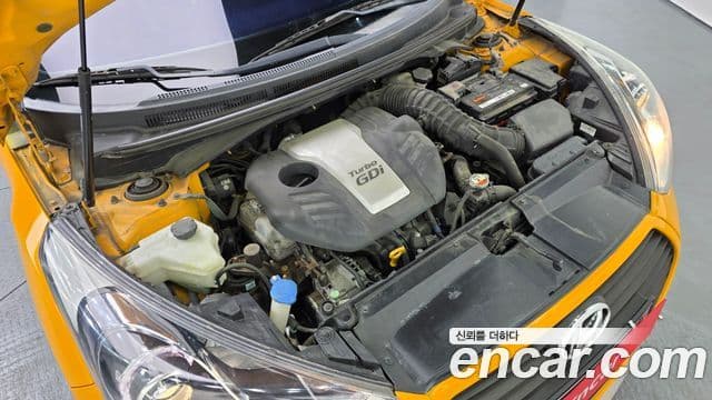 Hyundai Veloster турбо D Spec, 2014 6