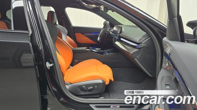 BMW M5 (G90) M5 седан, 2025 11