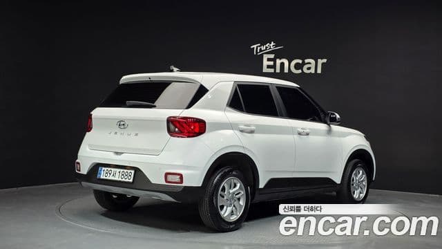 Hyundai Venue Premium, 2023 2