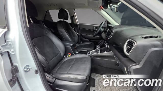 Hyundai Venue Premium, 2023 10