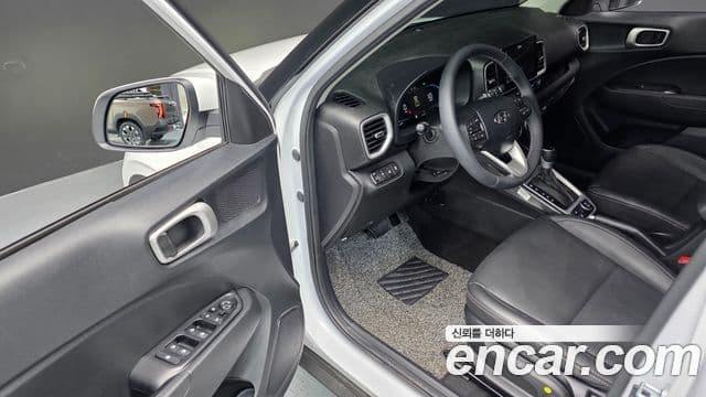 Hyundai Venue Premium, 2023 11
