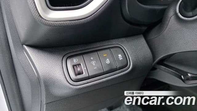 Hyundai Venue Premium, 2023 13