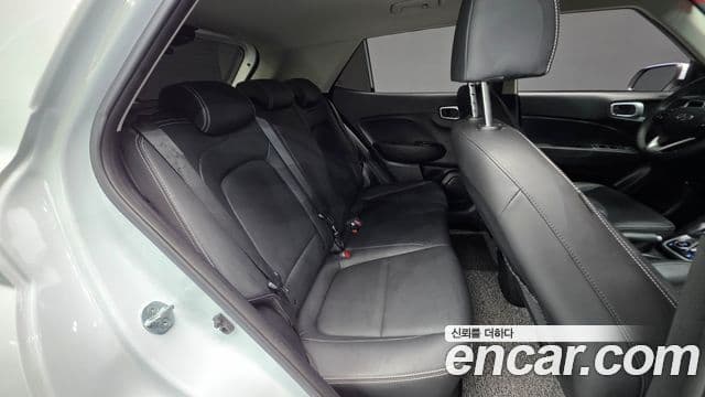 Hyundai Venue Premium, 2023 19