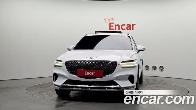 Genesis GV70, 2023 3