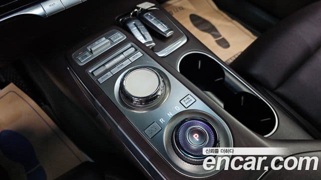 Genesis GV70, 2023 9