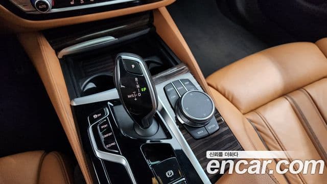 BMW 5시리즈 (G30) 520i M Sport, 2022 8