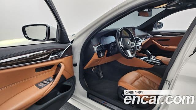 BMW 5시리즈 (G30) 520i M Sport, 2022 9