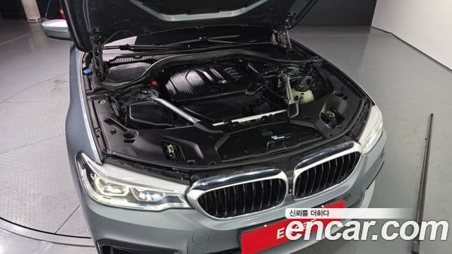 BMW 5시리즈 (G30) 520d M Sport Plus, 2018 6