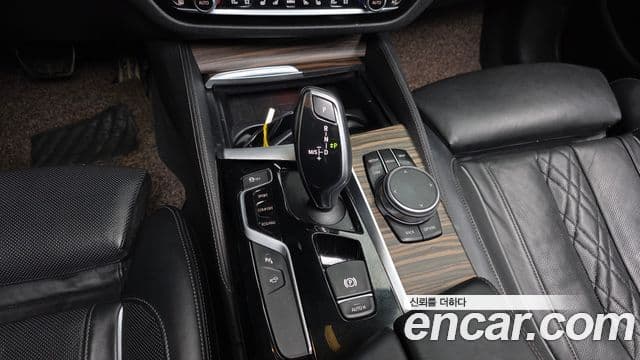 BMW 5시리즈 (G30) 520d M Sport Plus, 2018 9