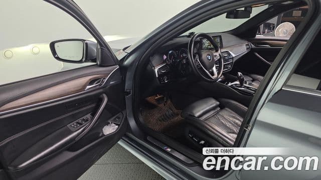 BMW 5시리즈 (G30) 520d M Sport Plus, 2018 11