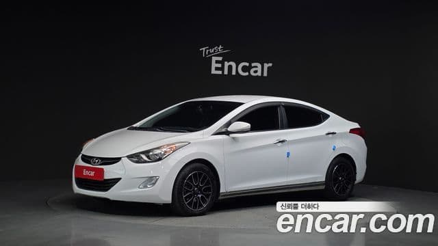 Hyundai Avante MD Premier, 2012 1