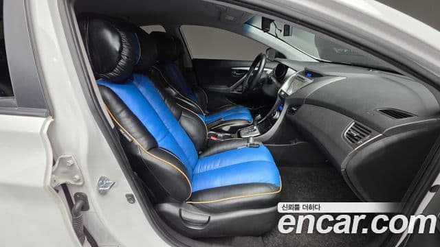 Hyundai Avante MD Premier, 2012 10