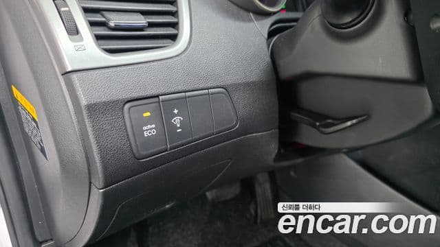 Hyundai Avante MD Premier, 2012 13