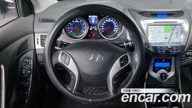 Hyundai Avante MD Premier, 2012 14