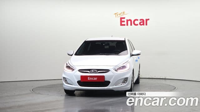 Hyundai Accent(новый кузов / новое поколение) Premium, 2015 3