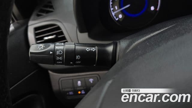 Hyundai Accent(новый кузов / новое поколение) Premium, 2015 16