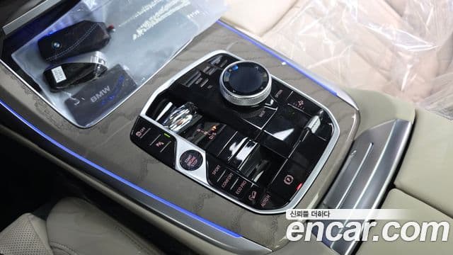 BMW X7 (G07) xDrive 40i Design Pure Excellence 7인승, 2024 9