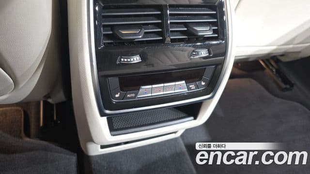 BMW X7 (G07) xDrive 40i Design Pure Excellence 7인승, 2024 18