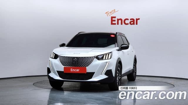 Peugeot e-2008 2세대 EV GT, 2023 3