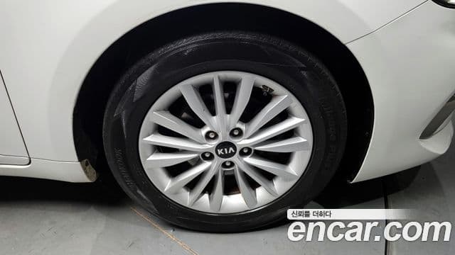 Kia K7 Premier Prestige, 2020 все фото