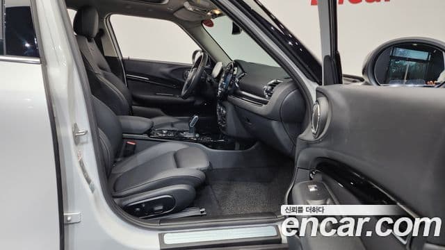 Mini Cooper 클럽맨 2세대, 2024 11