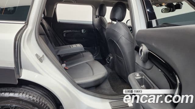 Mini Cooper 클럽맨 2세대, 2024 12