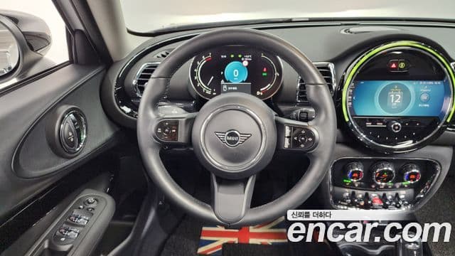 Mini Cooper 클럽맨 2세대, 2024 13