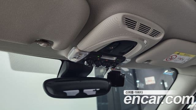 Mini Cooper 클럽맨 2세대, 2024 18