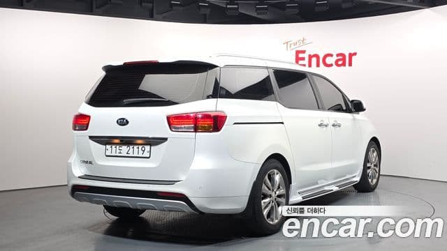 Kia All New Carnival Prestige, 2016 2