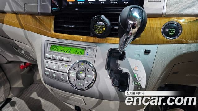 Toyota 에스티마, 2006 9