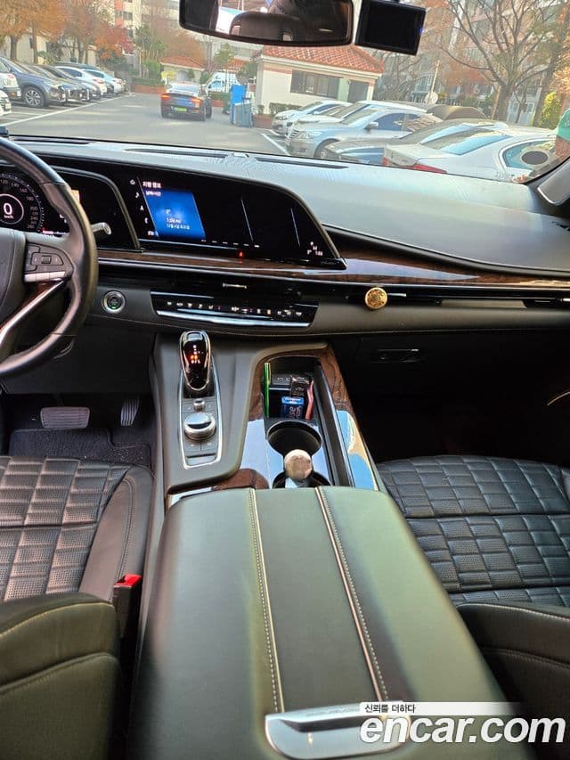 Cadillac Escalade 5세대 Premium Luxury Platinum, 2021 4