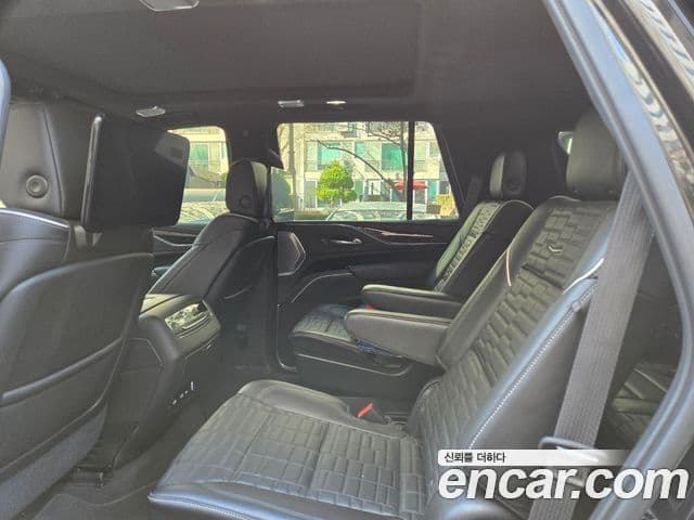 Cadillac Escalade 5세대 Premium Luxury Platinum, 2021 13