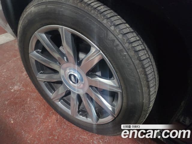 Cadillac Escalade 5세대 Premium Luxury Platinum, 2021 16