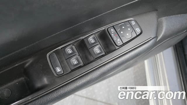 Renault Korea(Samsung) SM6 2.0 LPe SE (арендный автомобиль), 2019 12