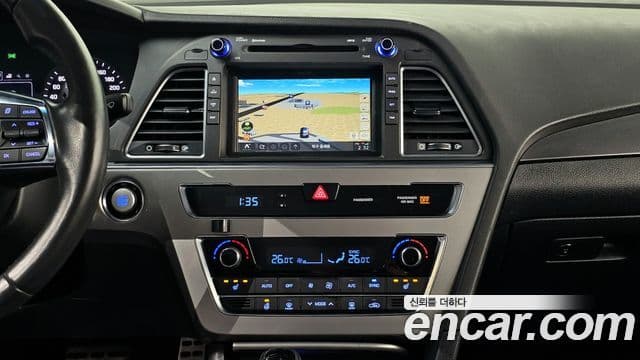 Hyundai LF Sonata 1.6 турбо Smart, 2016 17