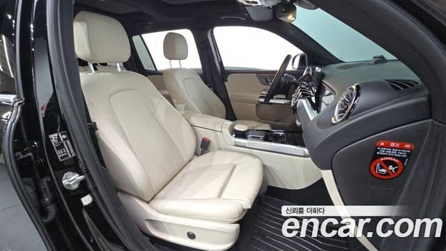 Mercedes-Benz GLB-класс X247 GLB220, 2021 11