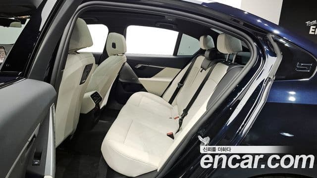 BMW 5시리즈 (G60) 523d M Sport, 2025 12