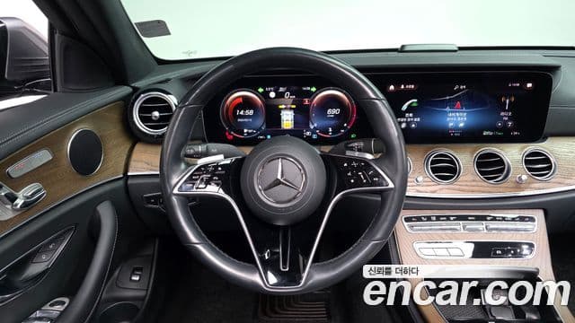 Mercedes-Benz E-класс W213 Exclusive, 2021 13