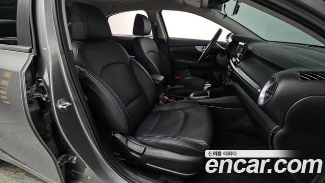 Kia The / новый New K3 2세대 Trendy, 2023 11