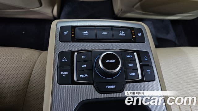 Genesis G80 Luxury, 2018 17