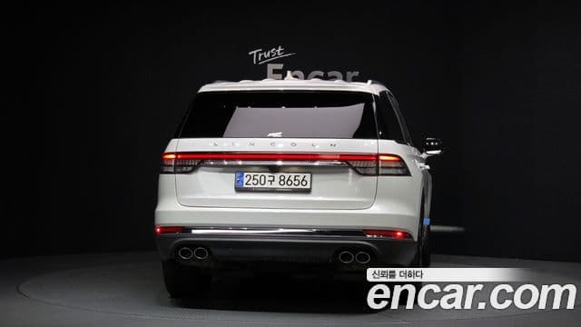Lincoln Aviator 2세대 3.0 Reserve AWD, 2021 4