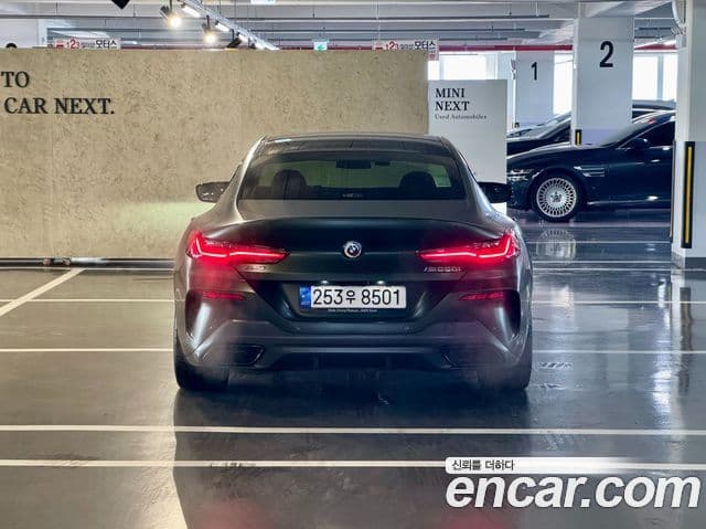 BMW 8시리즈 (G15) M850i xDrive Gran Coupe, 2022 4