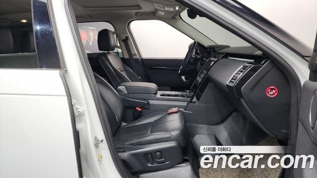 Land Rover Discovery 5 3.0 SD6 SE, 2019 11