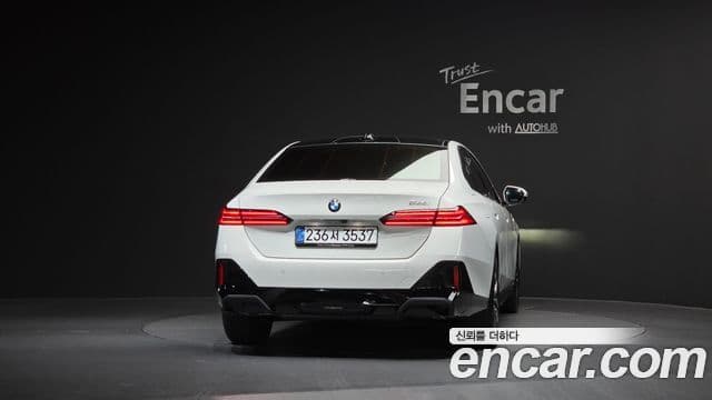 BMW 5시리즈 (G60) 520i M Sport, 2025 4